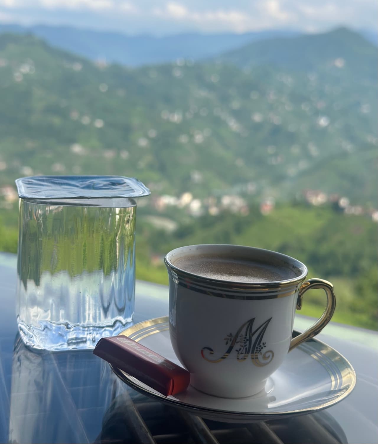 SICAK İÇECEKLER
