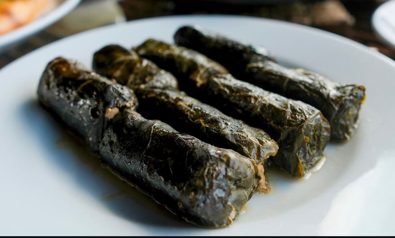 KARALAHANA SARMASI