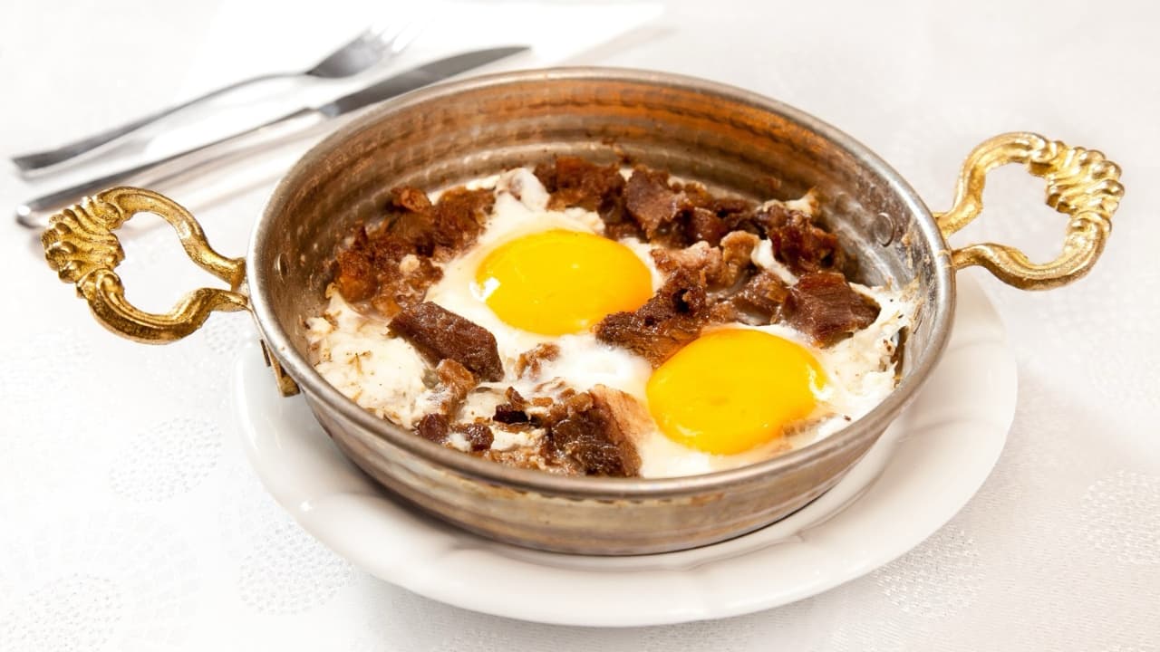 KAVURMALI YUMURTA