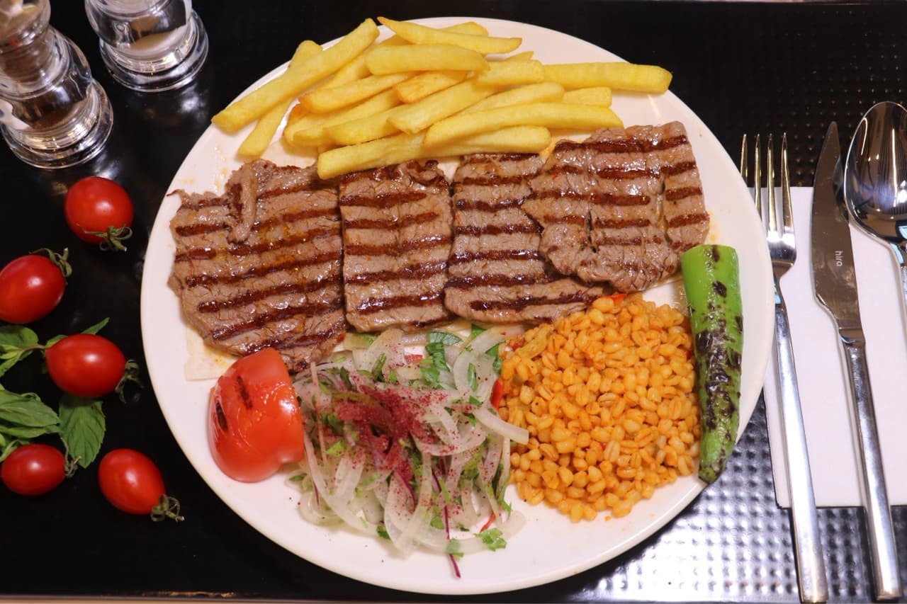 SOSLU DANA BİFTEK